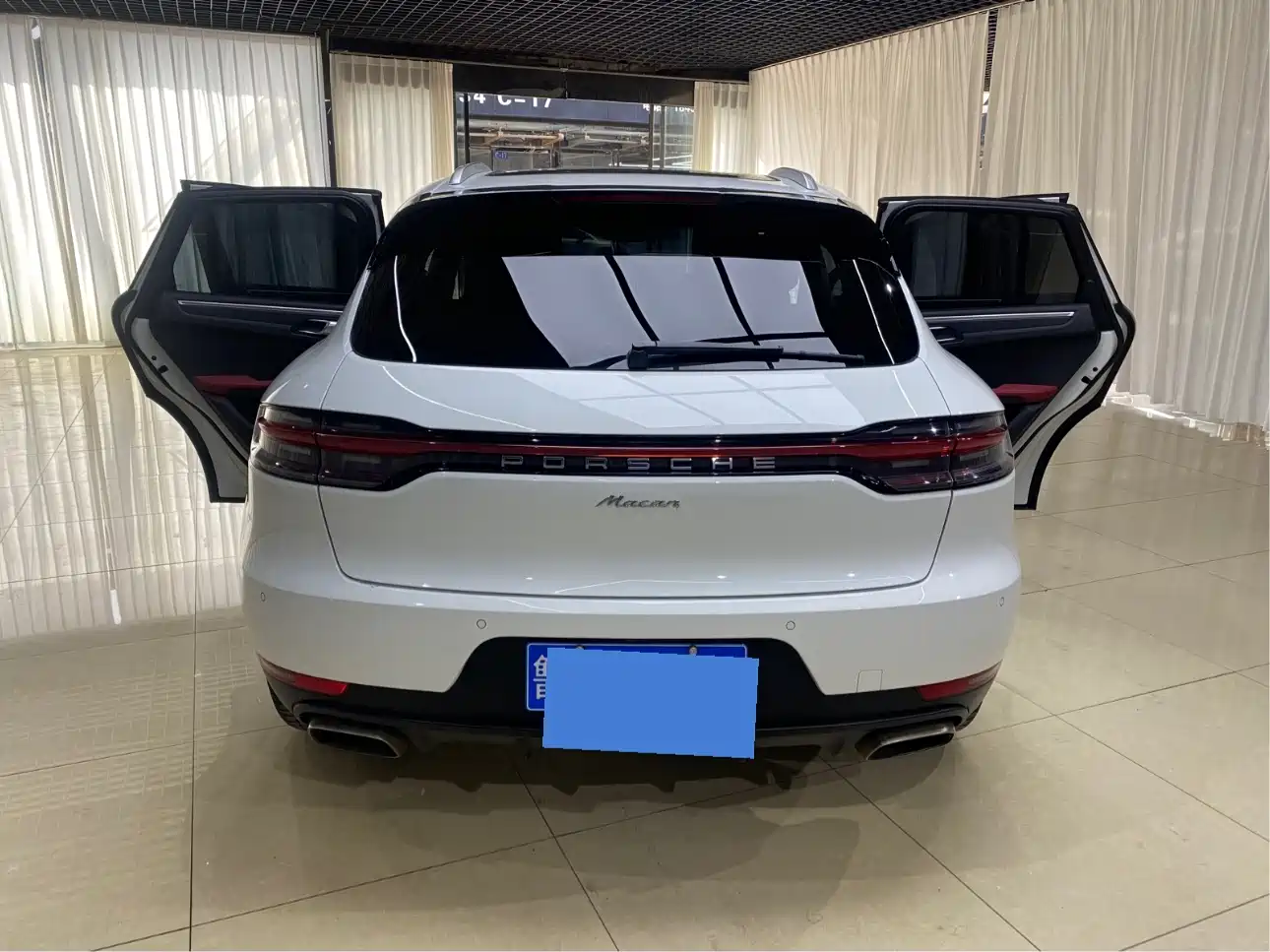 Porsche Macan 2018 Macan 2.0T фото 16