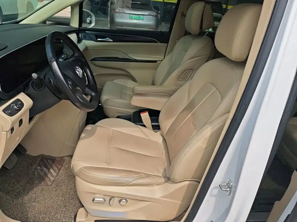 BUICK GL8