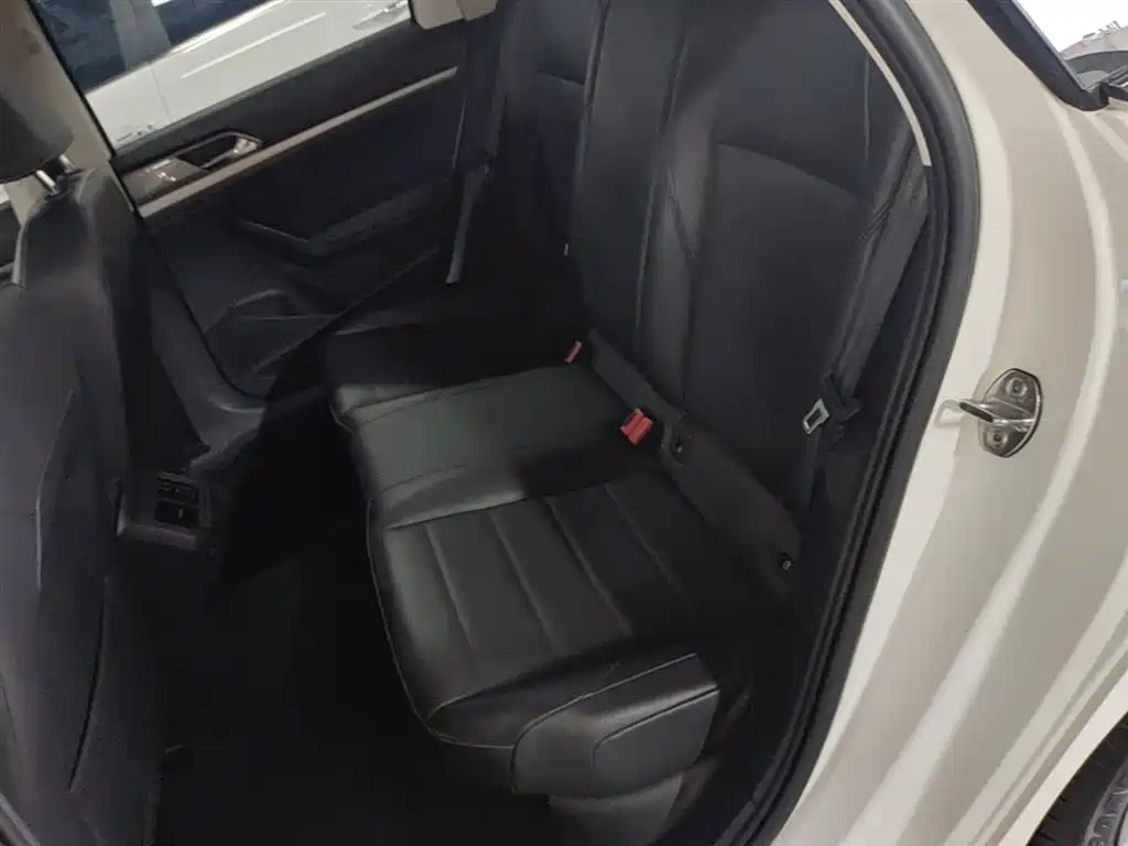 Volkswagen Lavida 2019 1.5L Automatic Comfort Edition China VI фото 17