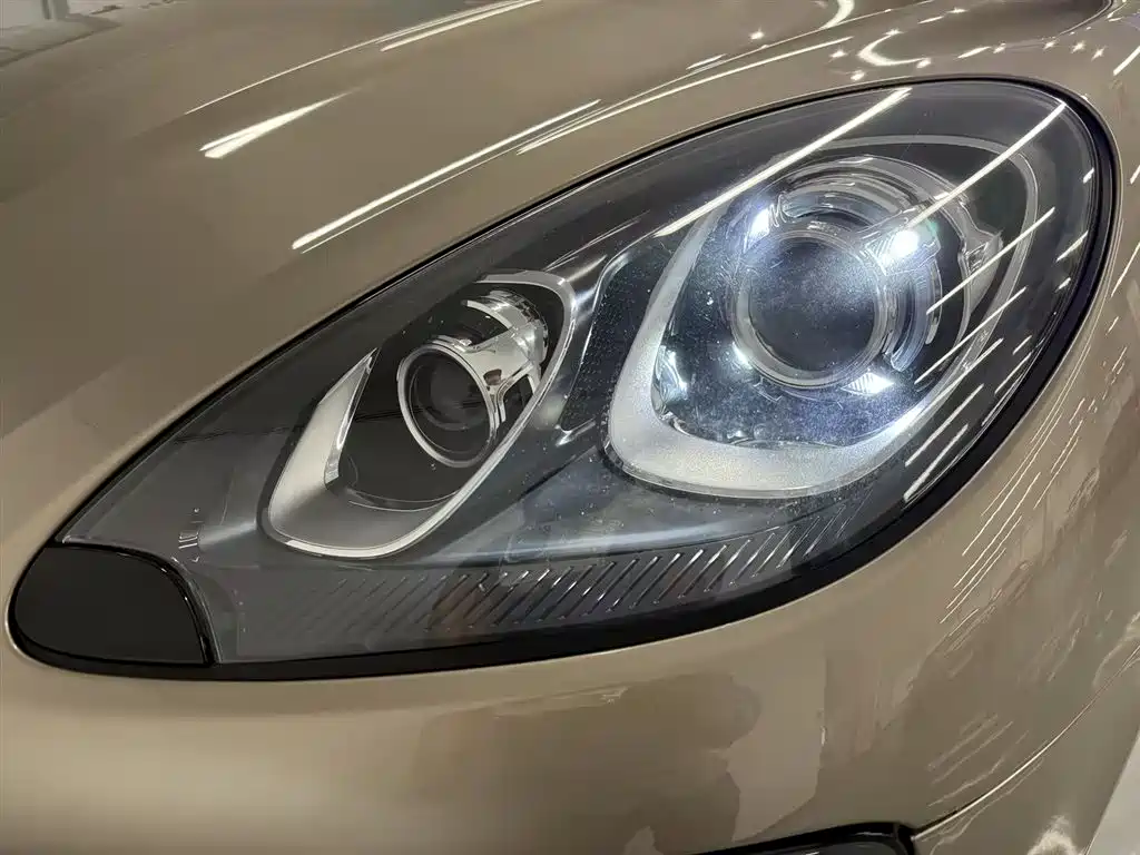 Porsche Macan 2018 Macan 2.0T фото 15