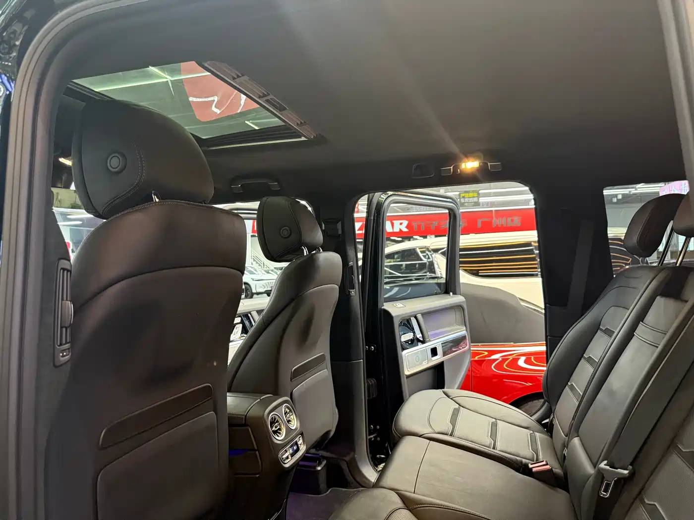 Mercedes-Benz G-Class AMG 2022 AMG G 63 фото 6