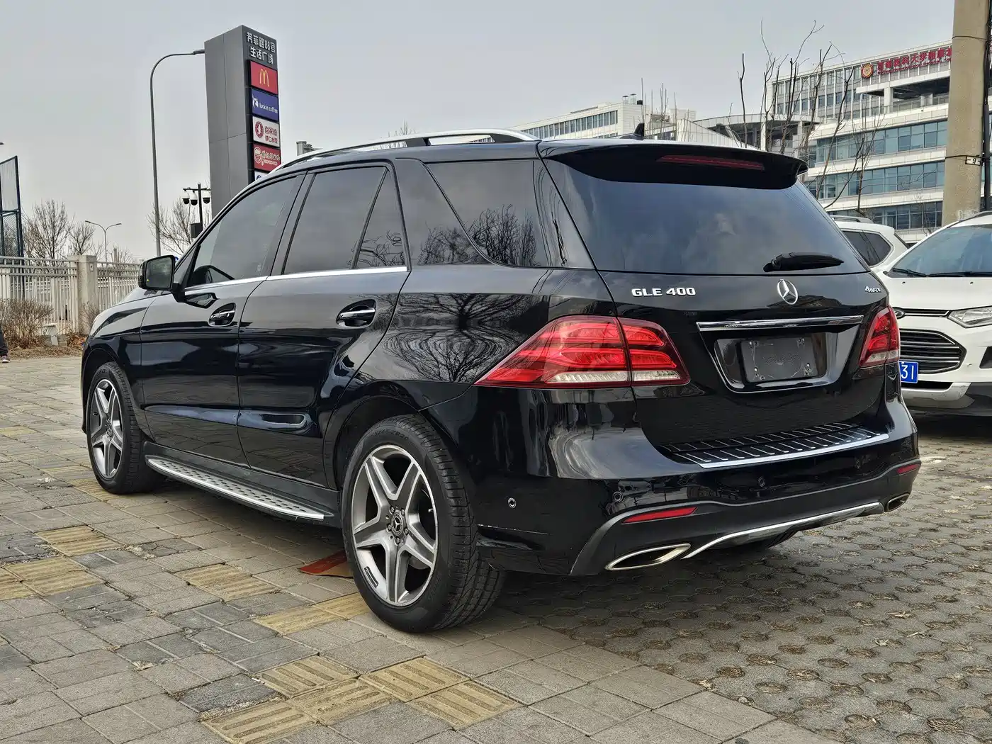 Mercedes-Benz GLE 2017 GLE 400 4MATIC фото 3