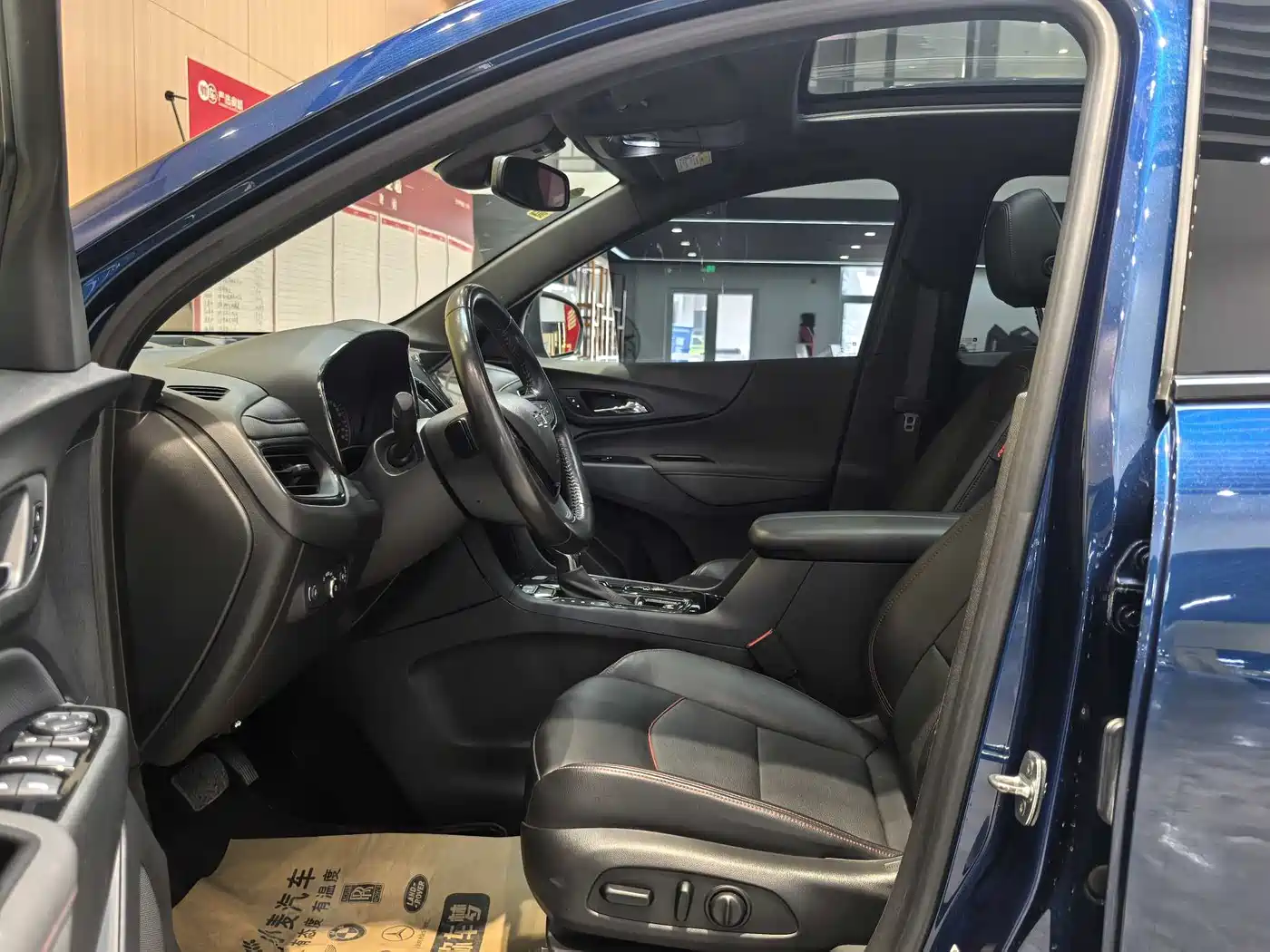 Chevrolet Equinox 2022 Mild Hybrid 550T RS 4WD Intelligent Defense Edition фото 10