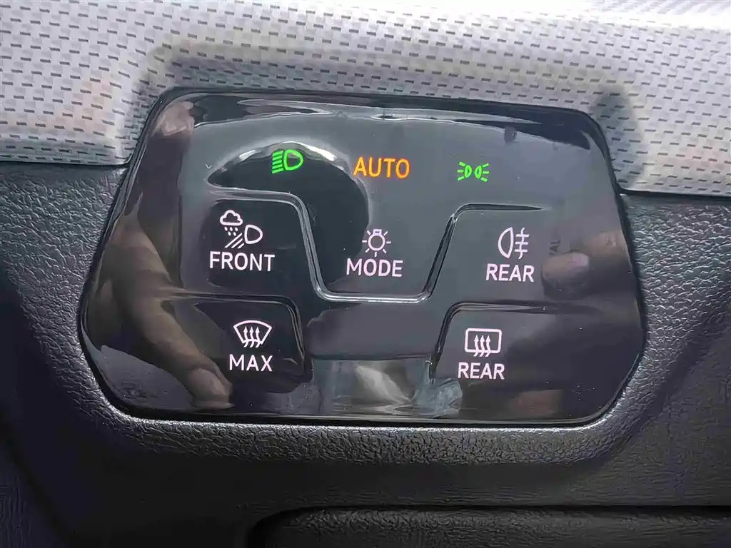 Volkswagen Lamando 2023 Lamando L 280TSI DSG Cool Edition фото 10