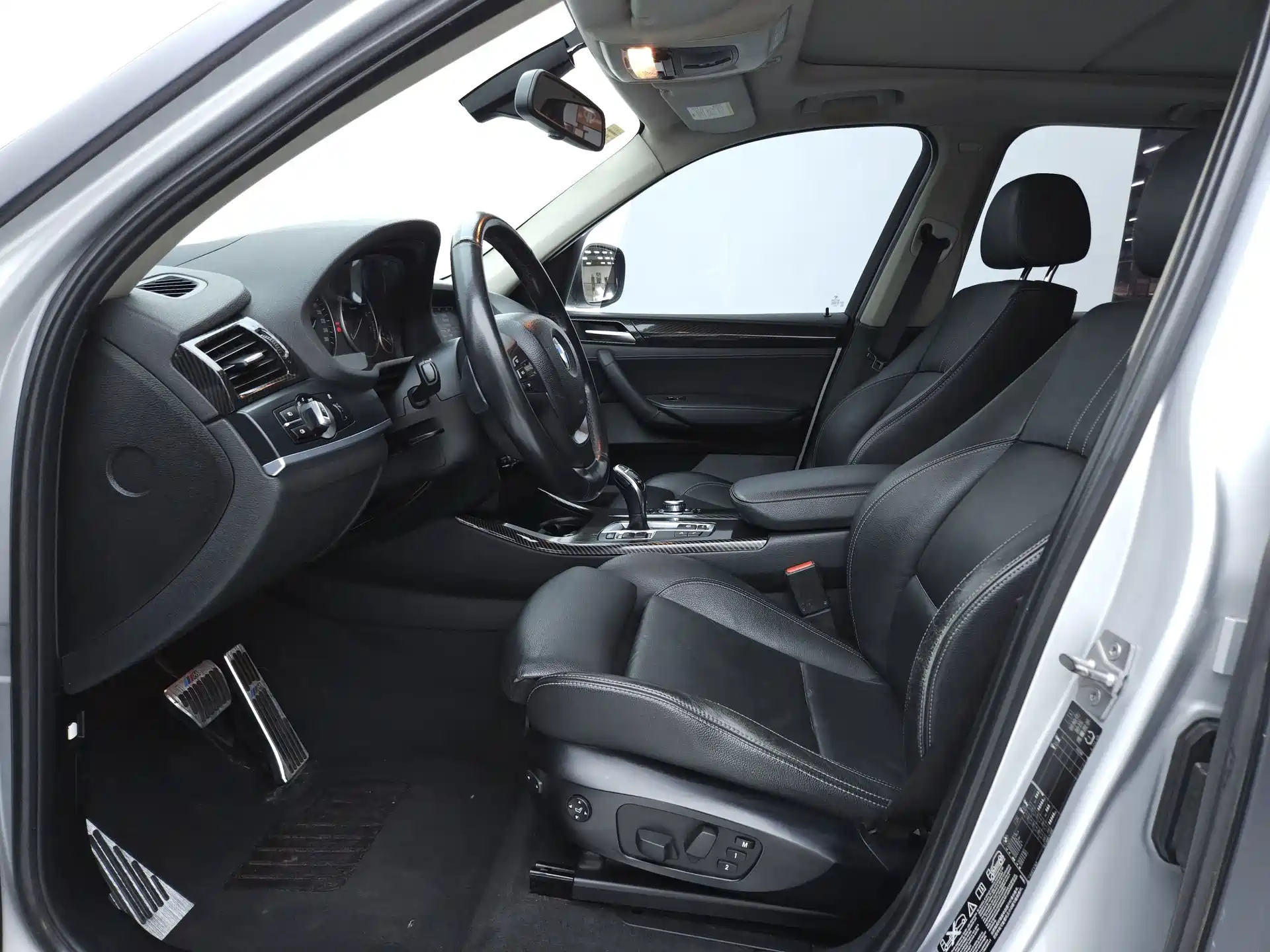 Photo 8 - BMW X3 (Import)