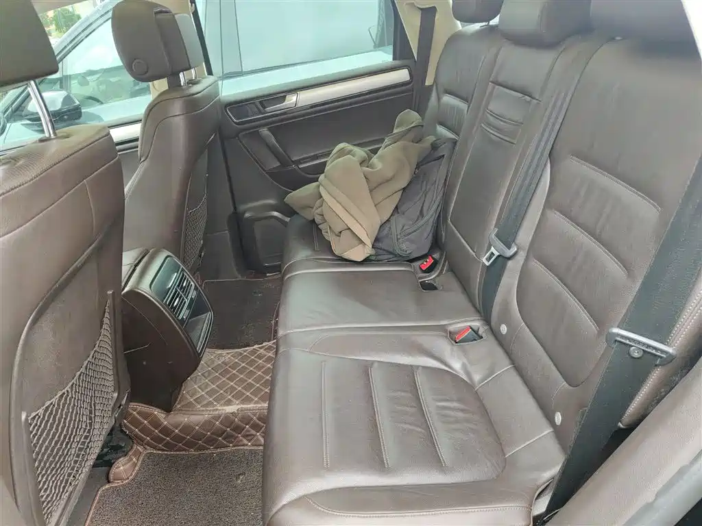 Volkswagen Touareg 2017 3.0TSI Explorer Edition фото 10