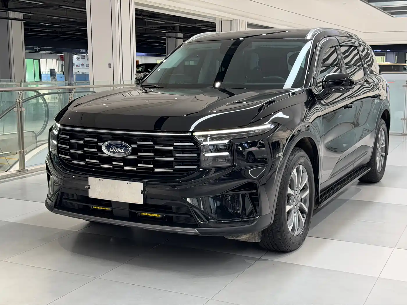 FORD SHARP WORLD