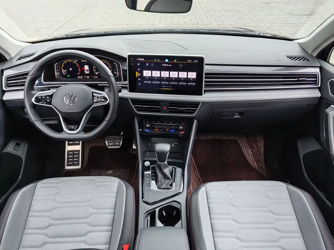 Volkswagen Tiguan X 2023 330TSI 2WD Flagship фото 17