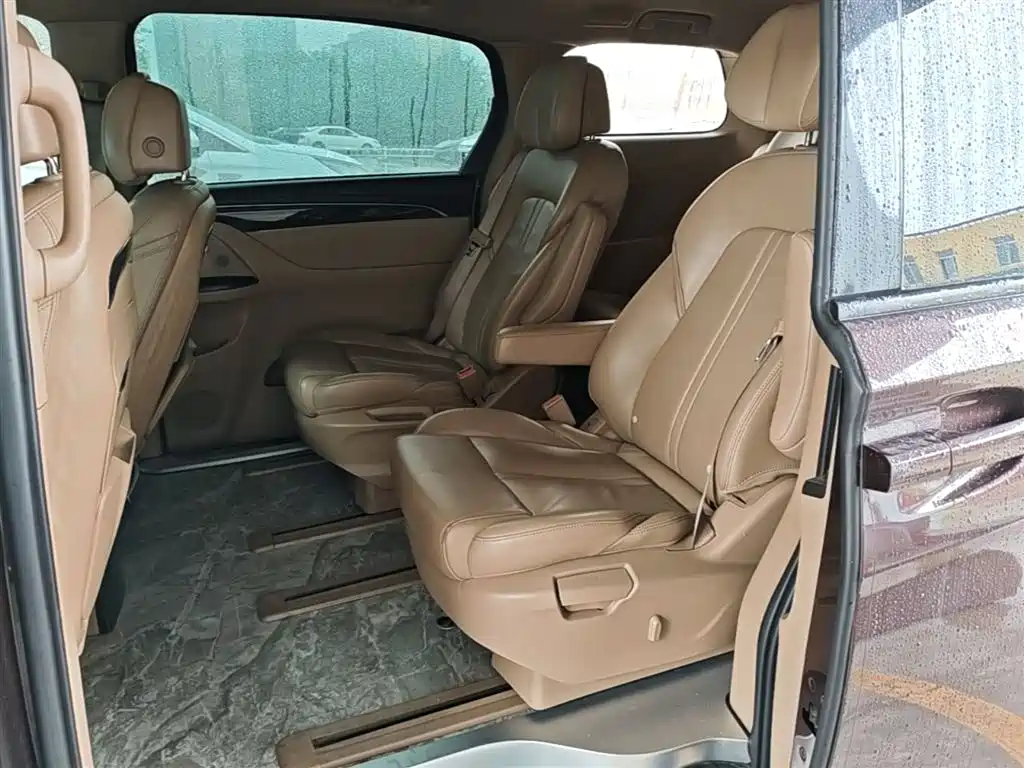 Buick GL8 2018 ES 28T Premium Type China VI фото 17