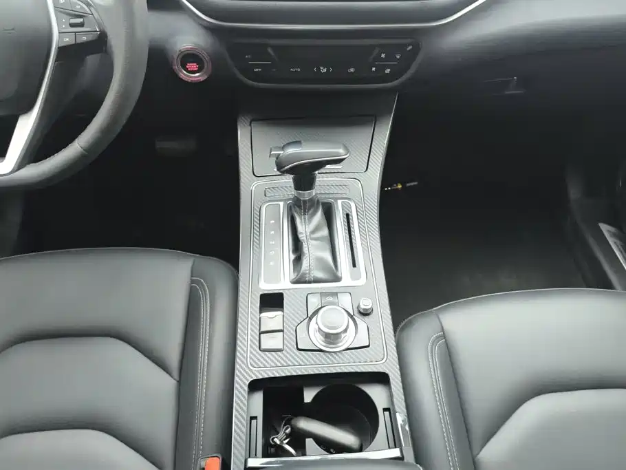 FAW Senya R9 2018 2018 1.2T Automatic Luxury Smart Premium