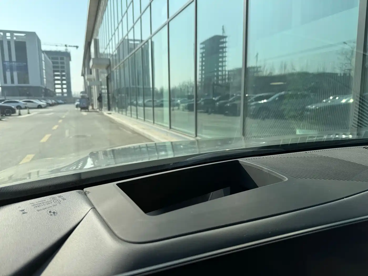 BMW i5 2024 eDrive 35L Premium Luxury Package фото 9