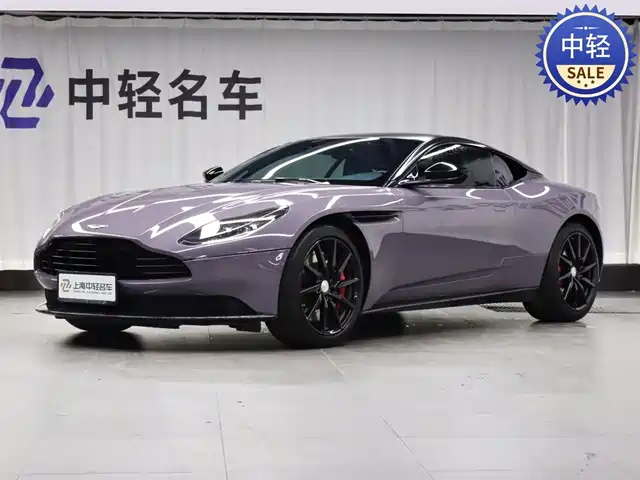 ASTON MARTIN DB11