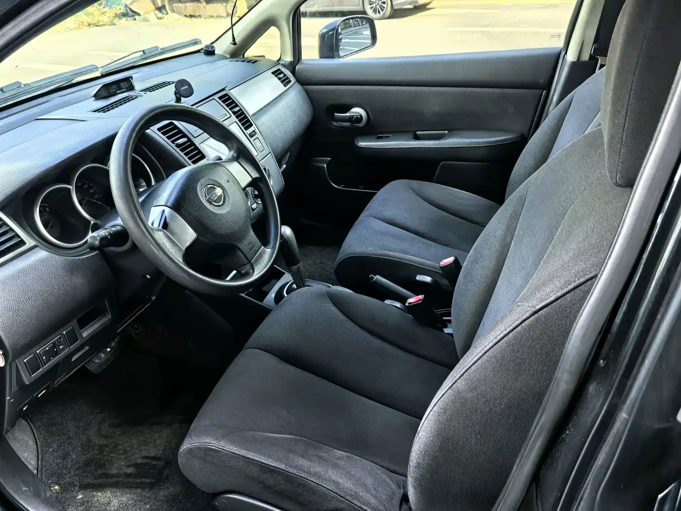 Nissan Tiida 2005 2006 Model 1.6G AT