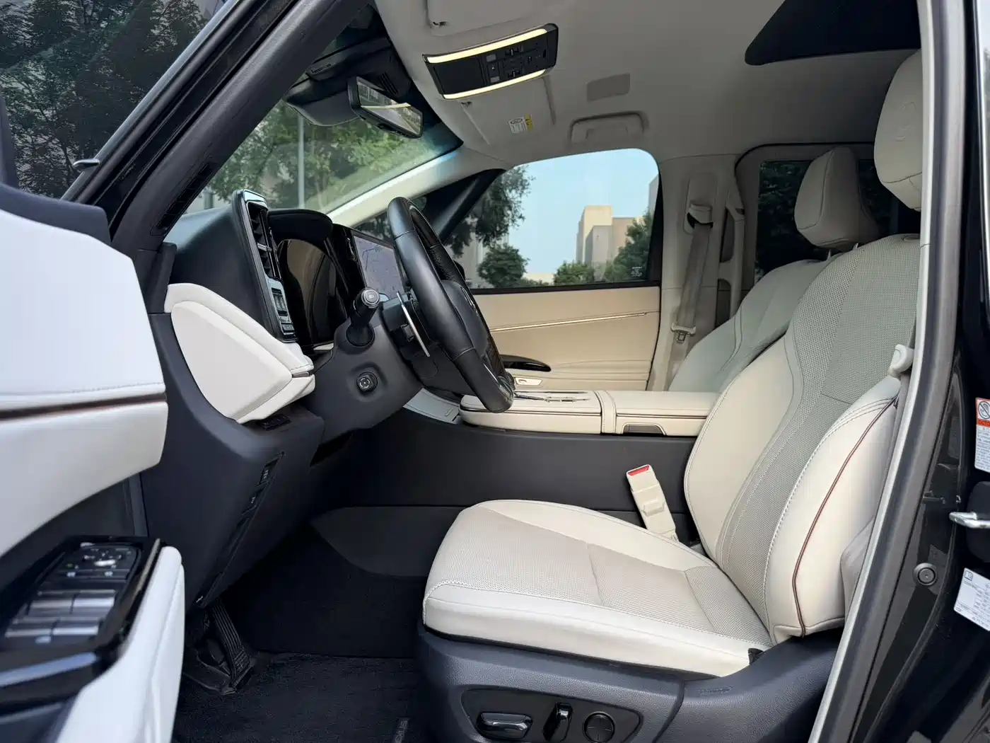 Lexus LM 2024 2023 500h 6-Seater Prestige Edition