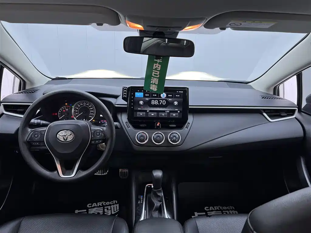 Toyota Corolla 2019 1.2T S-CVT GL Pioneer Edition фото 14
