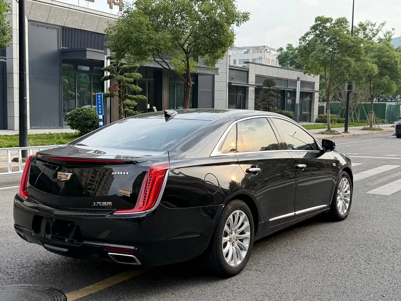 Cadillac XTS 2018 28T Technology фото 4