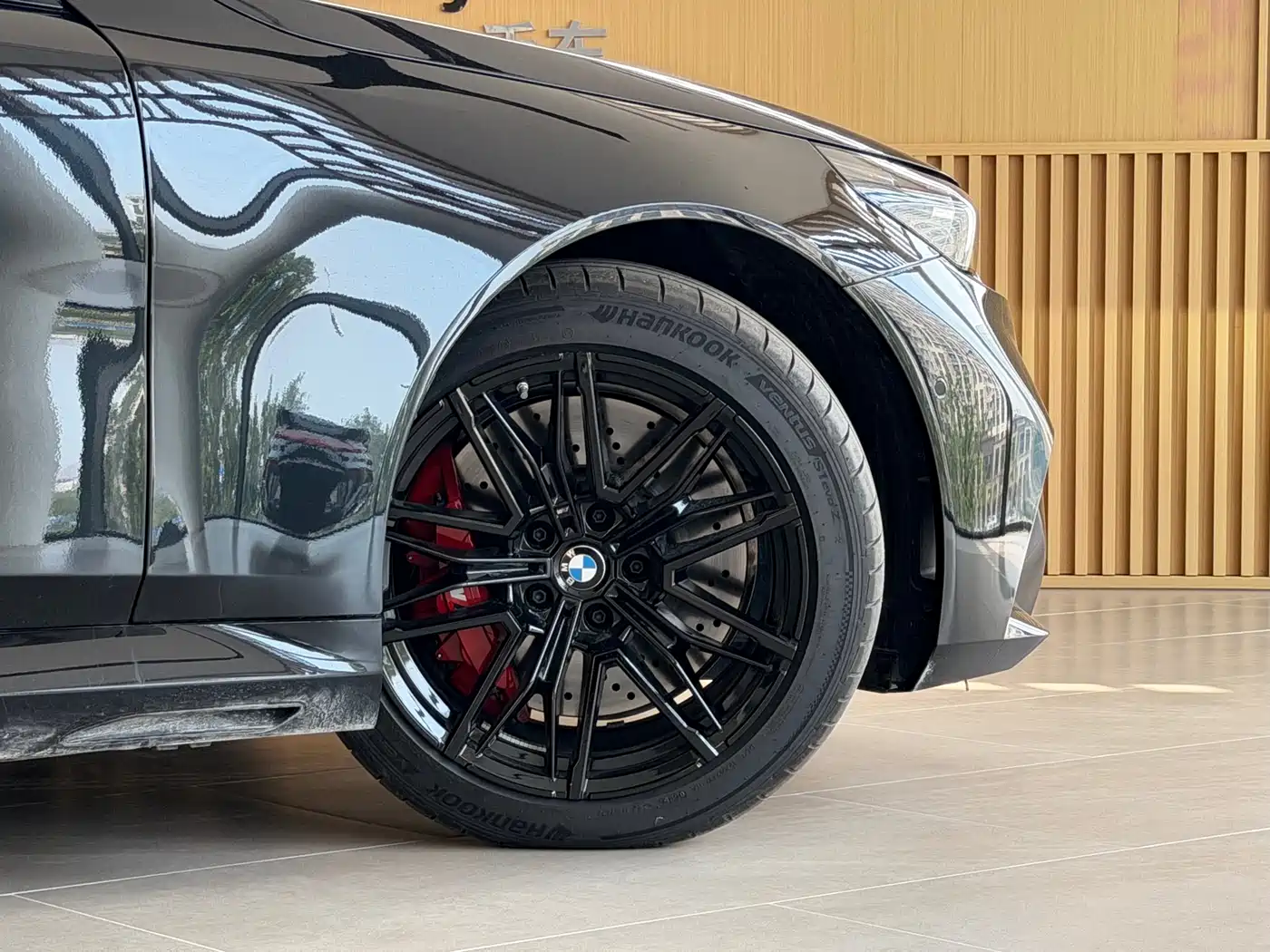 BMW M5 New Energy 2025 M5 фото 31