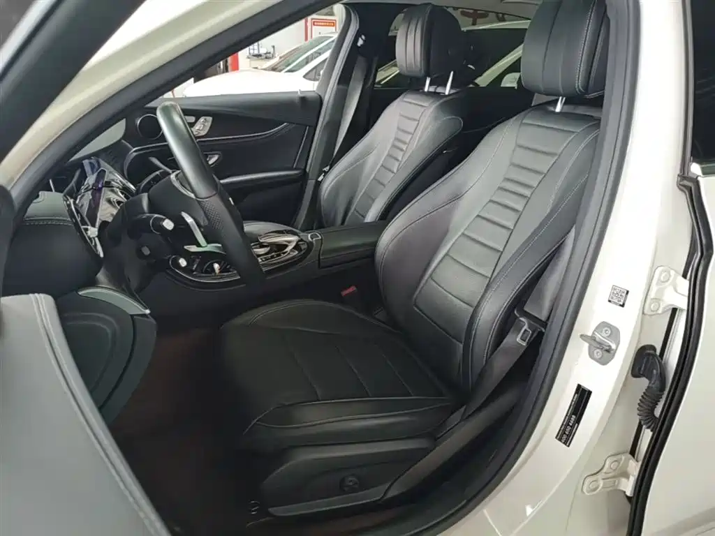 Mercedes-Benz E-Class 2016 E 300 L Sport Fashion Type фото 15