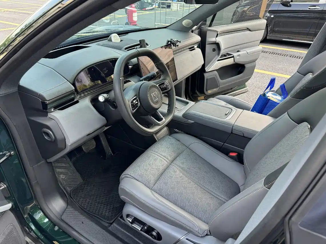 ZEEKR 7X 2025 2025 Model 75kWh RWD Smart Driving Edition