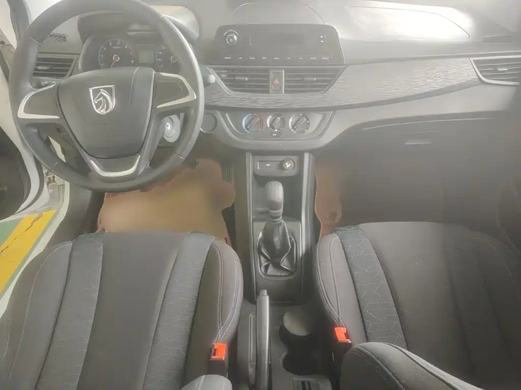 Baojun 310 2017 2016 1.2L Manual Comfort Model
