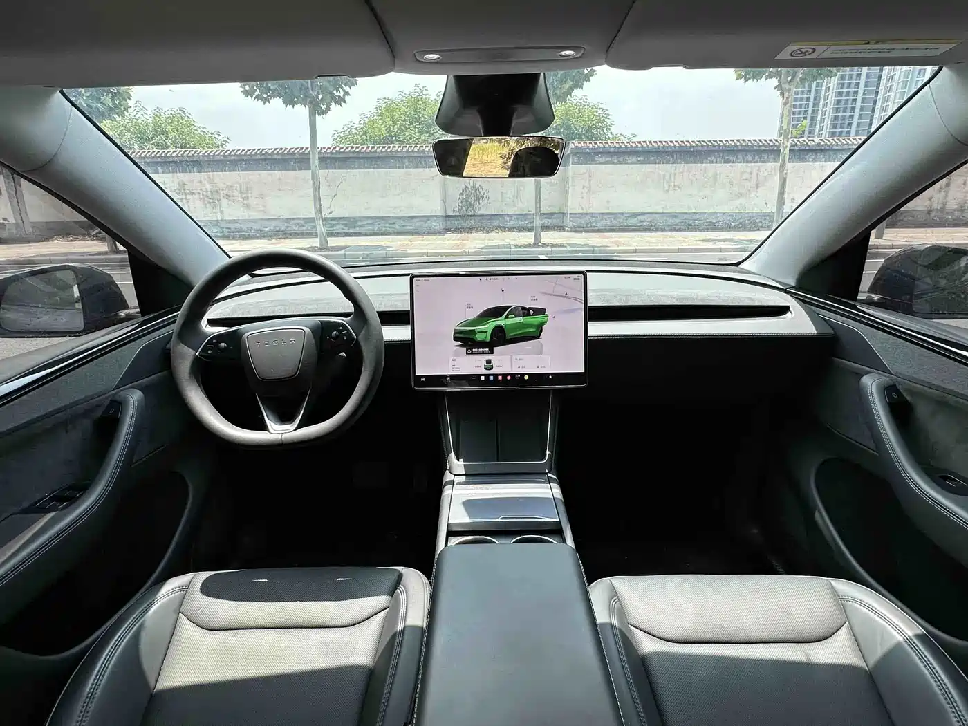 Фото 6 - Tesla Model Y