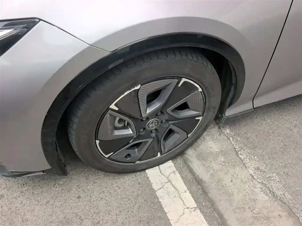 Toyota bZ3 2024 517km Elite PRO фото 23