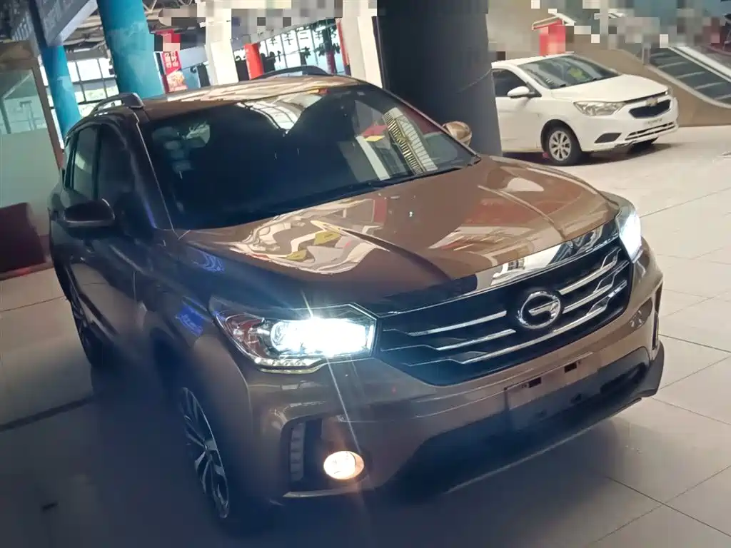 GAC Trumpchi Trumpchi GS4 2015 200T G-DCT Luxury Edition фото 4