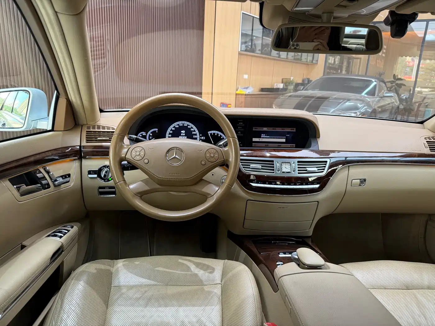 Mercedes-Benz S-Class 2010 S 350 L Luxury фото 15