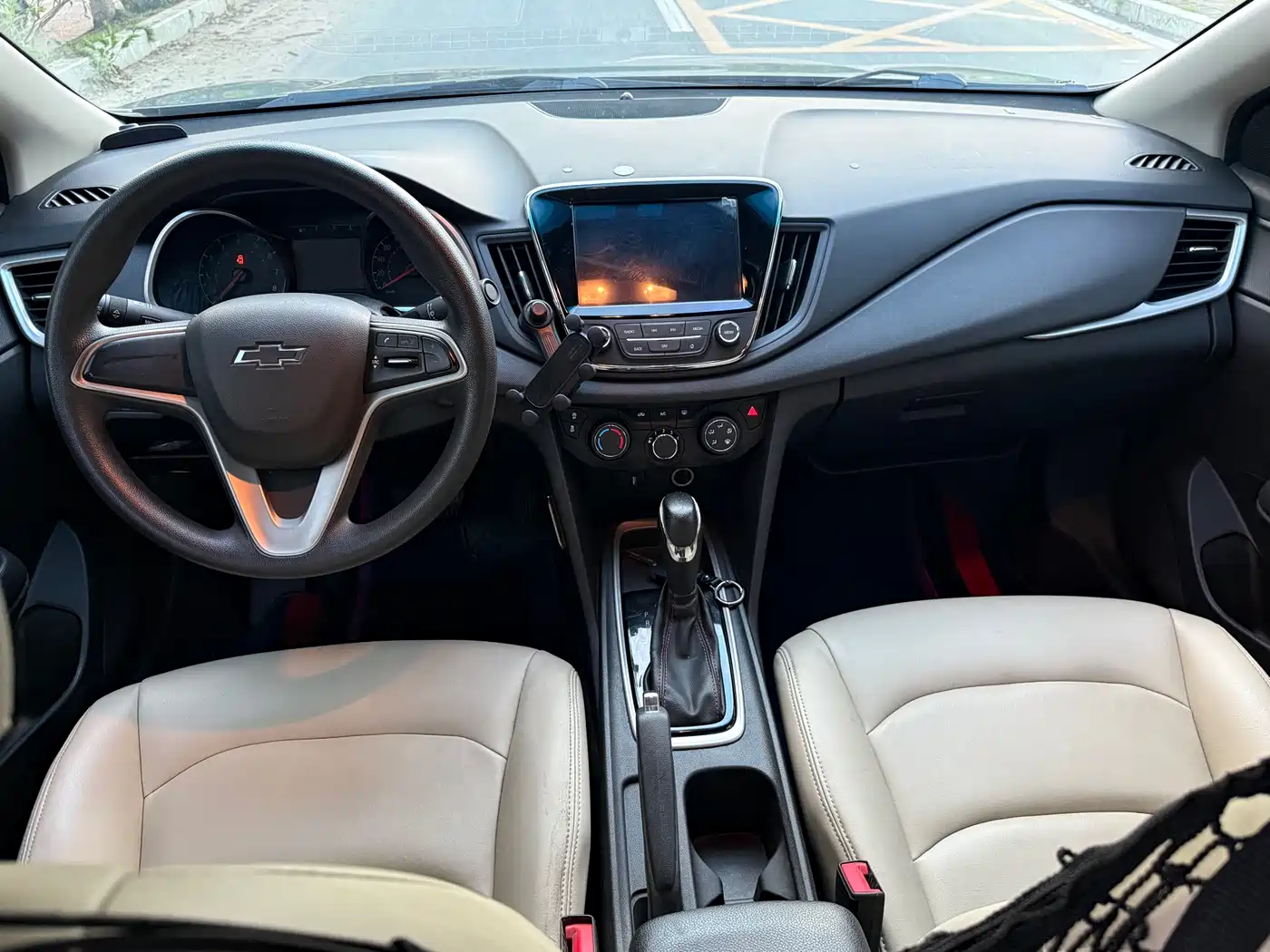 Chevrolet Monza 2019 Redline 320T DCT Joy Edition China VI фото 5