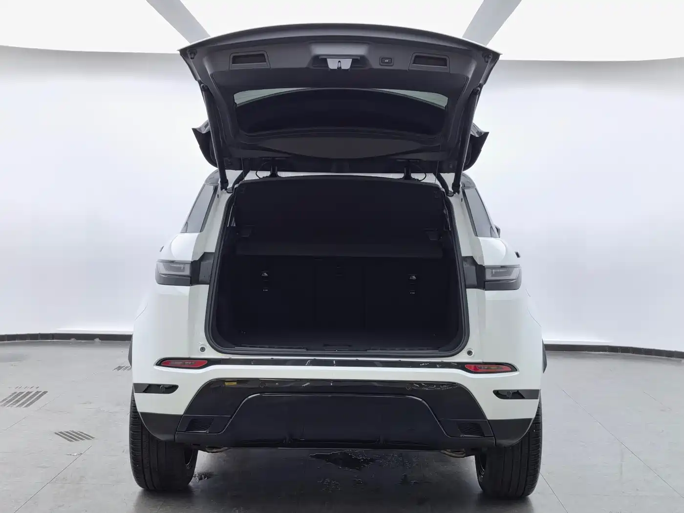 Land Rover Range Rover Evoque 2022 Range Rover Evoque L 249PS R-Dynamic Luxury Edition фото 9