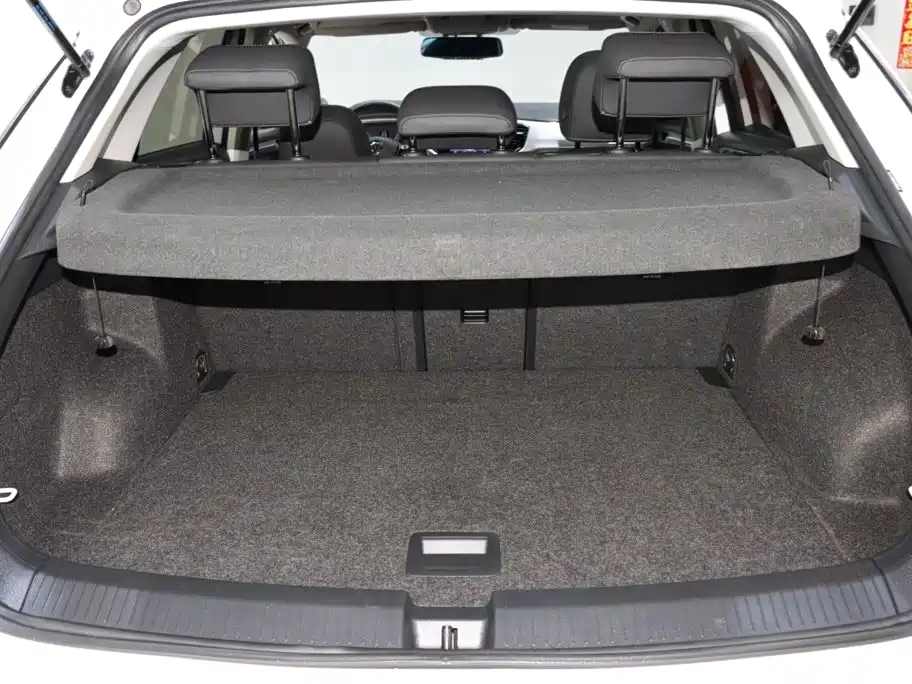 Volkswagen T-Roc, миниатюра 17