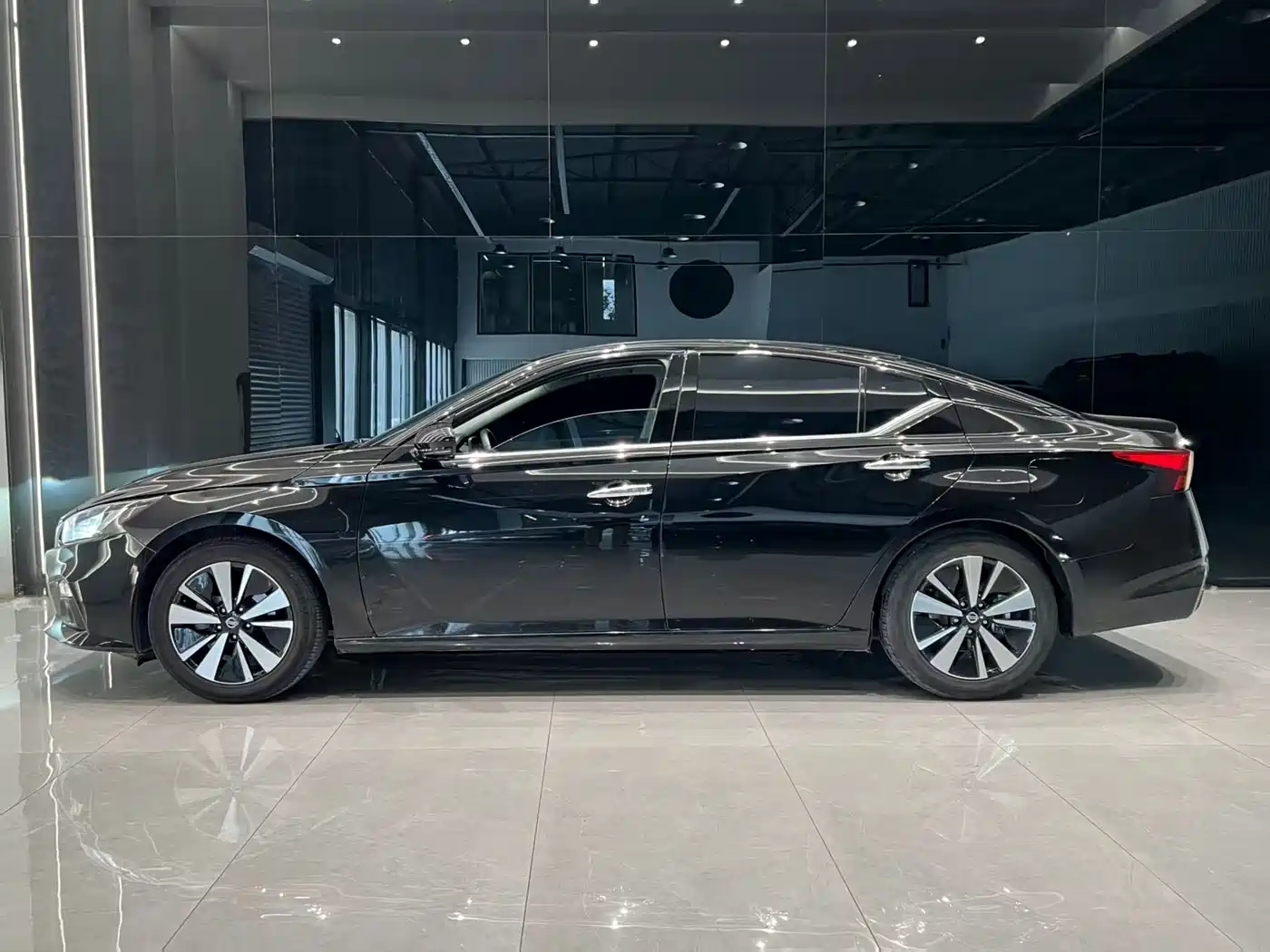 Nissan Teana 2021 2.0L XL Comfort фото 4