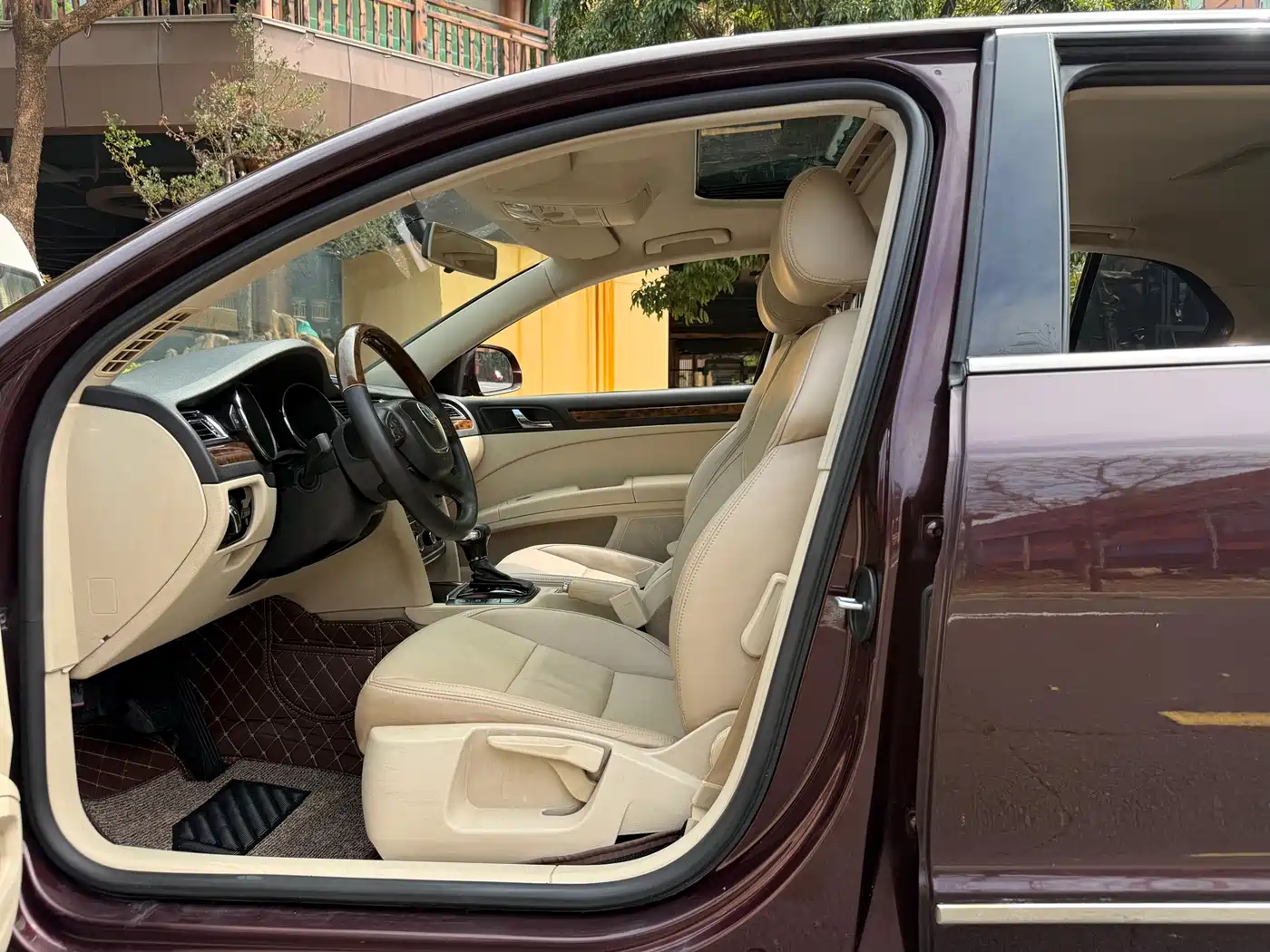 Škoda Superb 2012 1.8TSI Automatic Elegance Edition фото 7