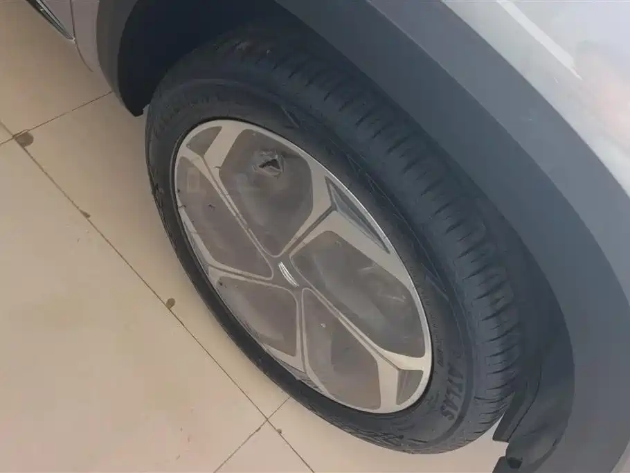 GEELY AUTOMOBILE XINGYUE L