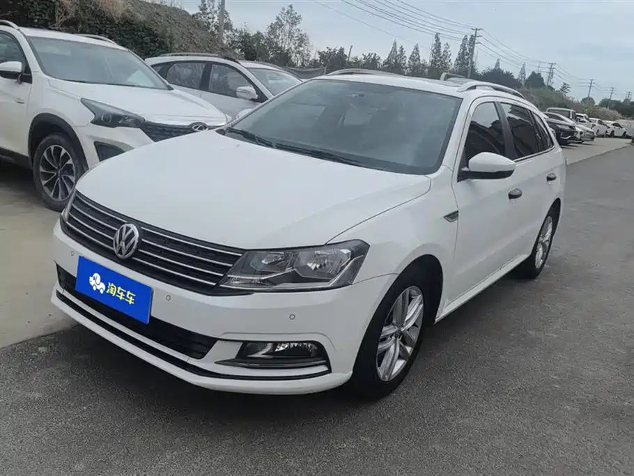 Volkswagen Lavida Tour 2015 230TSI DSG Comfort Edition