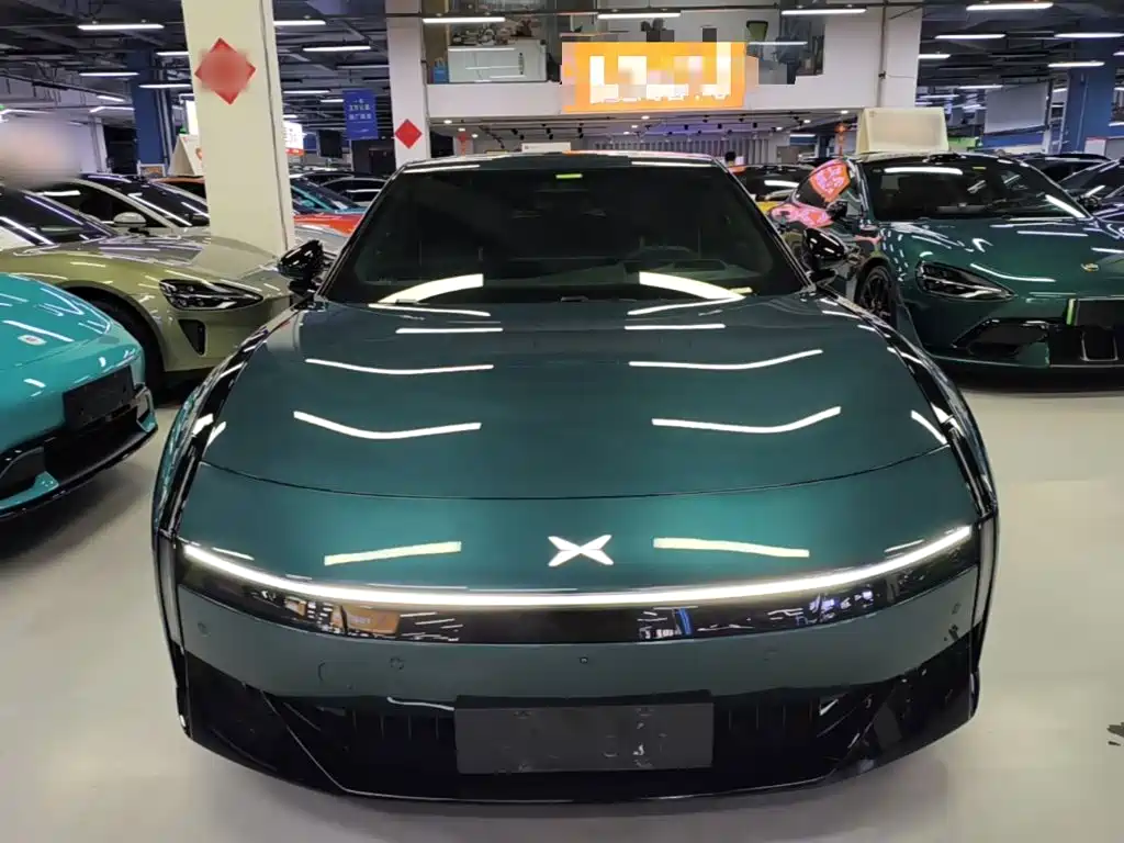 Фото 3 - XPeng P7