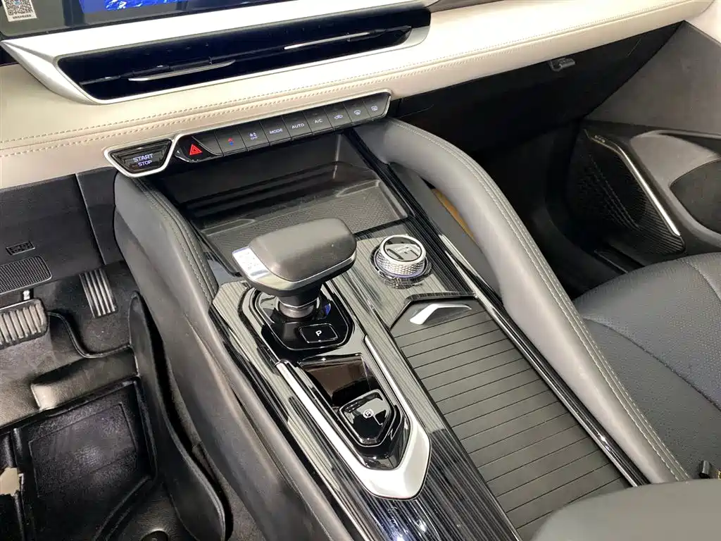 GEELY AUTOMOBILE XINGYUE L