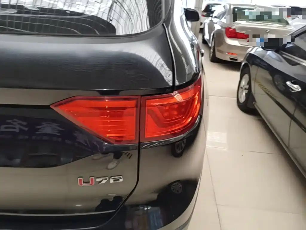 Фото 8 - Sinotruk VGV VGV U70
