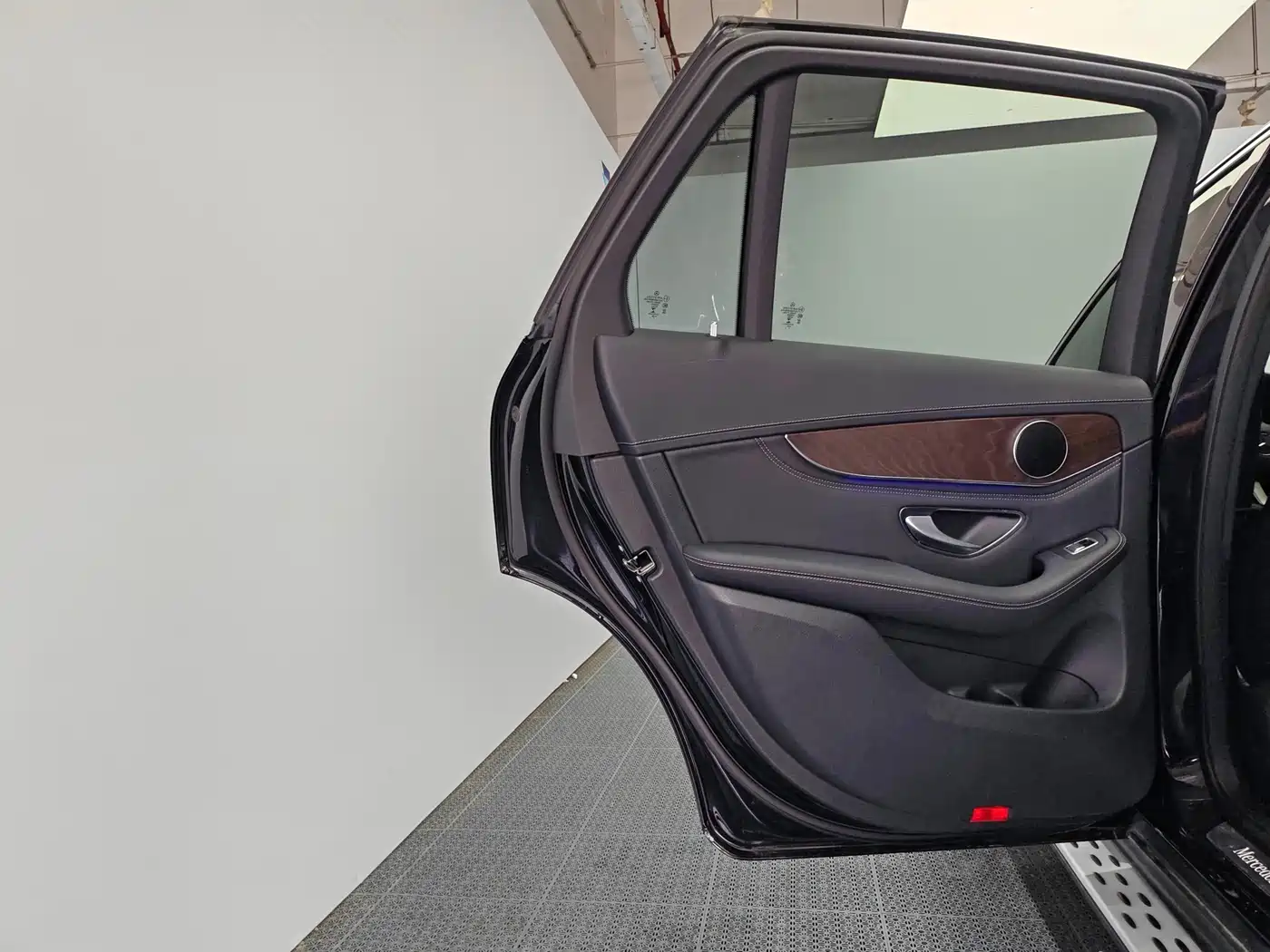 Mercedes-Benz GLC 2020 Facelift GLC 260 L 4MATIC Luxury фото 14