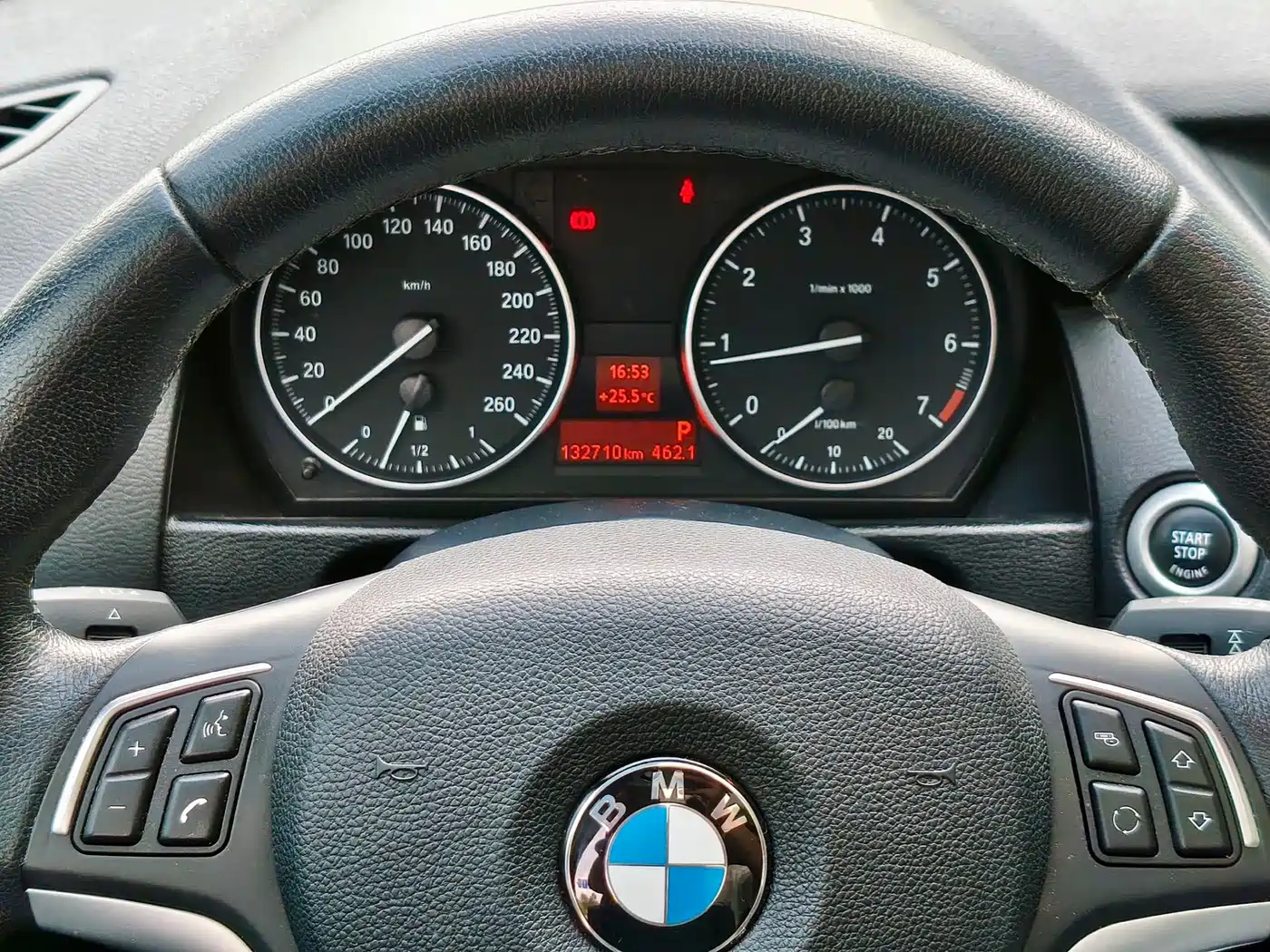 BMW X1 2014 sDrive18i Leading Edition фото 13