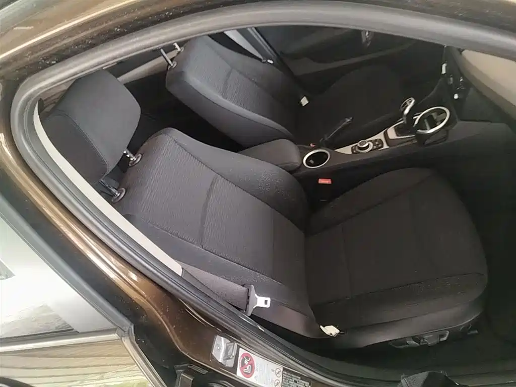 BMW X1 2014 sDrive18i Fashion Edition фото 25