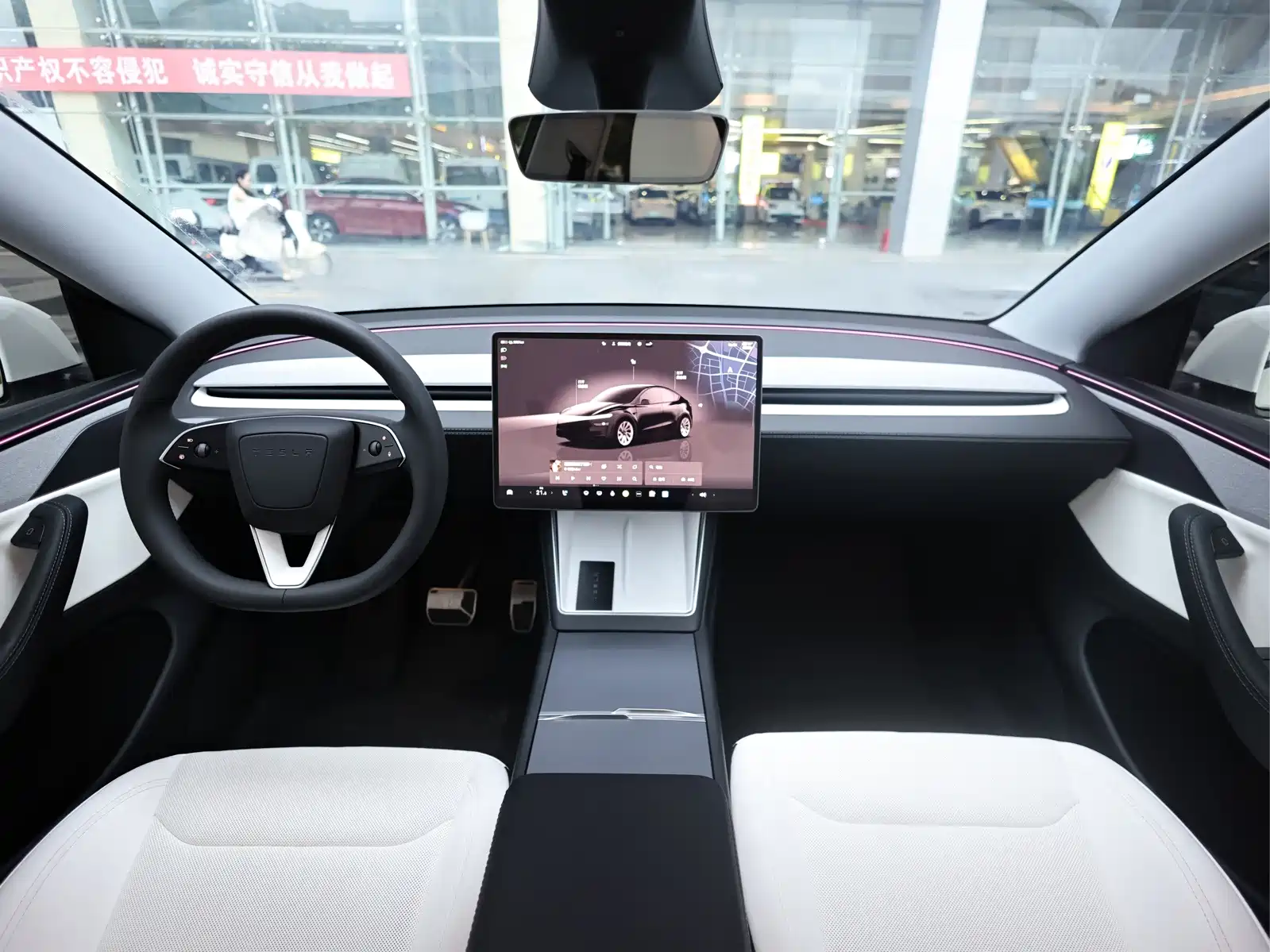 Фото 11 - Tesla Model Y