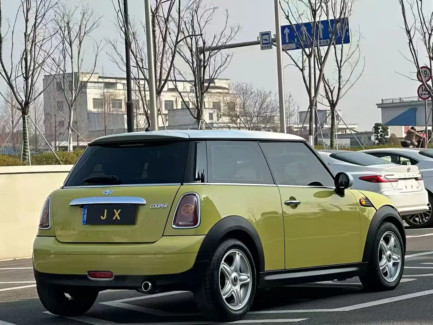 MINI MINI 2010 2007 Model 1.6L COOPER Excitement
