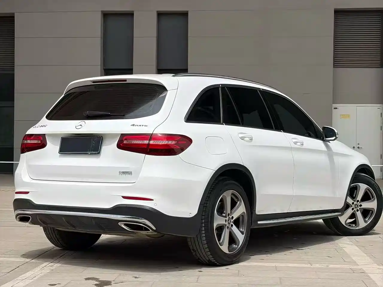 Mercedes-Benz GLC 2017 GLC 260 4MATIC Luxury фото 6