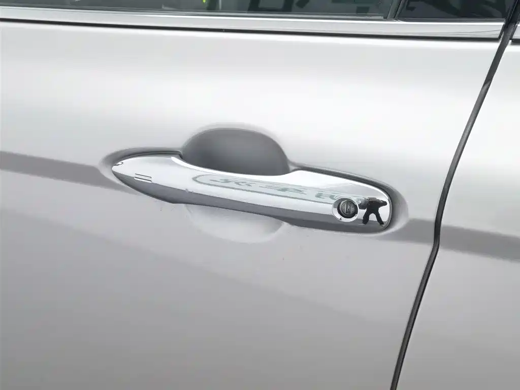 Toyota Camry 2021 2.5G Luxury Edition фото 18
