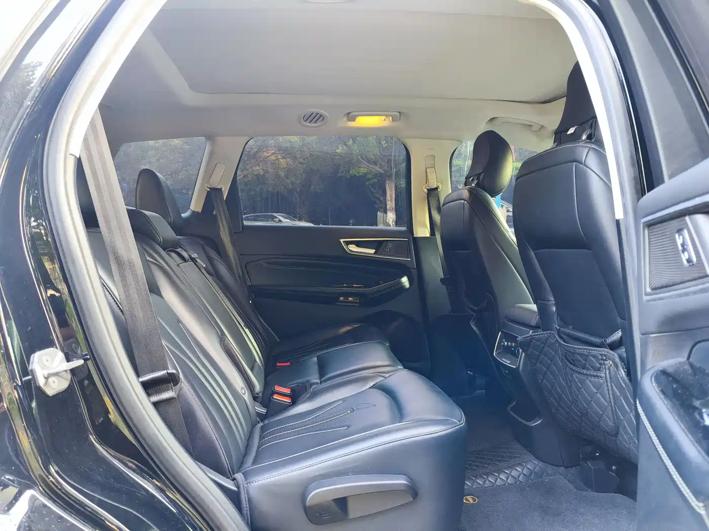 Ford Edge 2021 2021 PLUS EcoBoost 245 FWD Luxury Sharp 7-seater