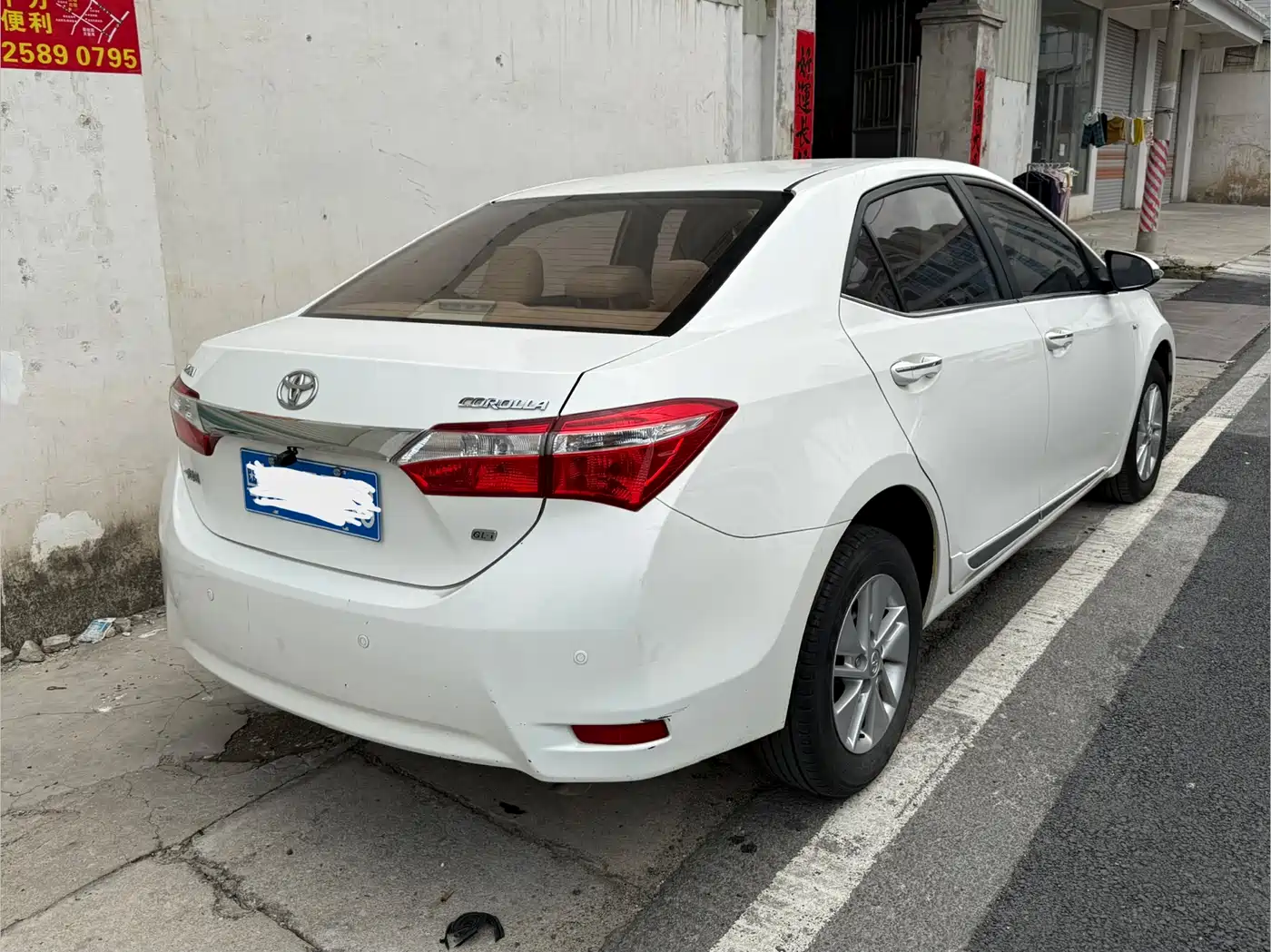 Toyota Corolla 2014 1.6L CVT GL-i фото 9