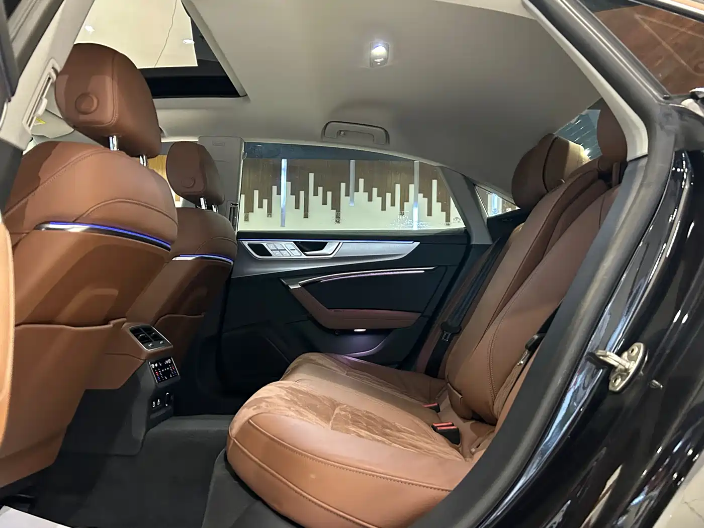 Audi A7L 2024 45 TFSI quattro Premium Luxury фото 22