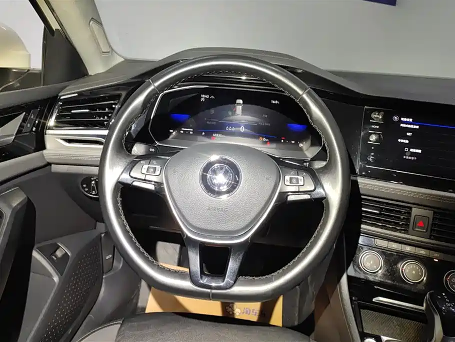 Volkswagen Sagitar 2021 200TSI DSG Comfort Smart Edition фото 15