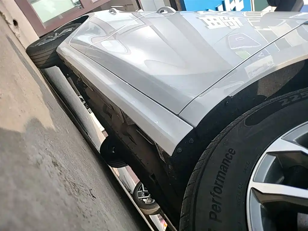 BYD Qin PLUS 2024 Glory Edition DM-i 55KM Leading фото 21